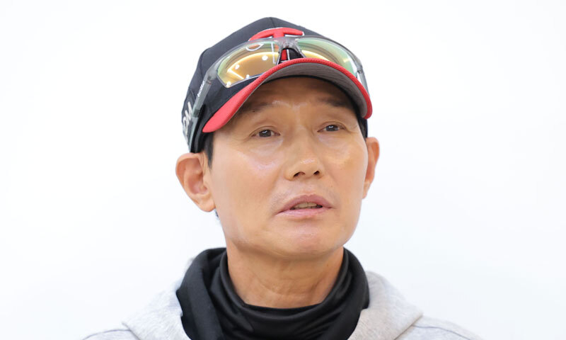 염경엽 “생각 바꾸고 더 절실해져야”…LG 내년 과제